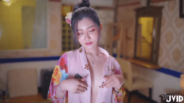 Cuộc gặp gỡ cùng cô chủ khách sạn xinh đẹp - iditeytn.sbs