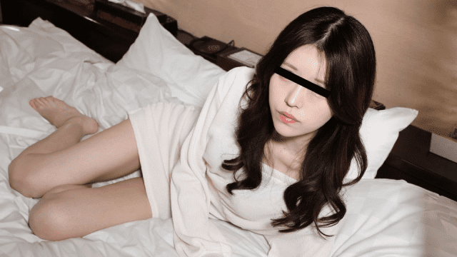 100524_01 - Em gái chân dài muốn làm người mẫu - iditeytn.sbs