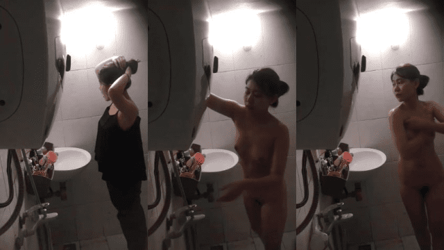 Thêm 1 em xinh gái dáng ngon đi tắm bị quay lén - iditeytn.sbs